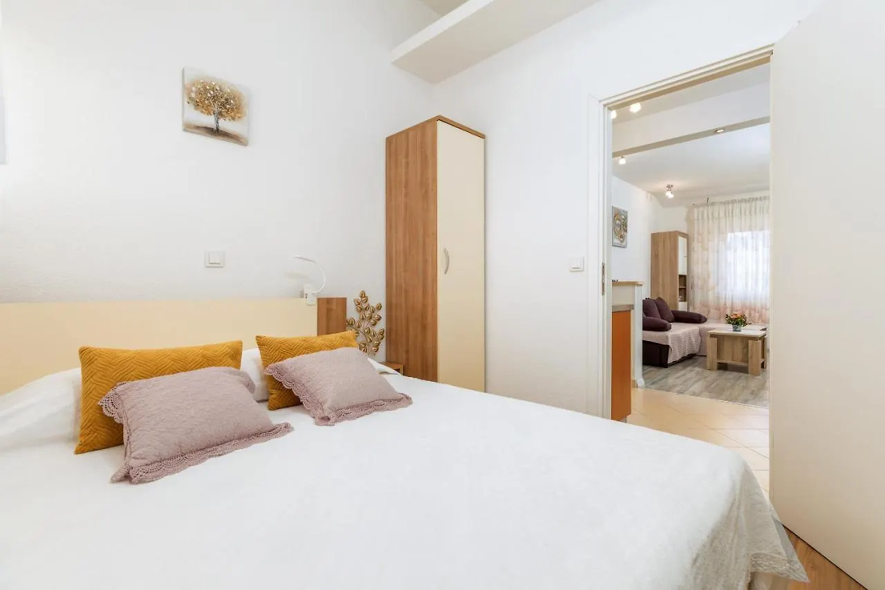Relax Apartment Ive Pula Kroatien